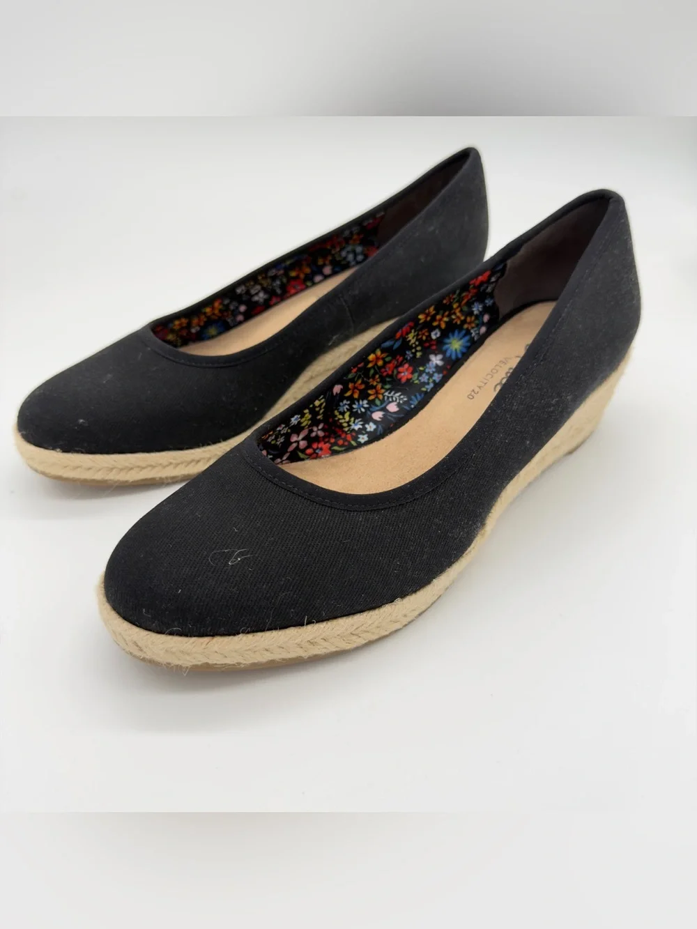 Life Stride Black Canvas Espadrille Wedge Flats with Floral Lining
